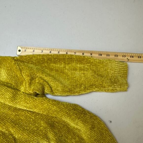 Express Women's Gold Mustard Chenille V-Neck 3/4 Sleeve Knit Pullover Sweater SP - Picture 8 of 9